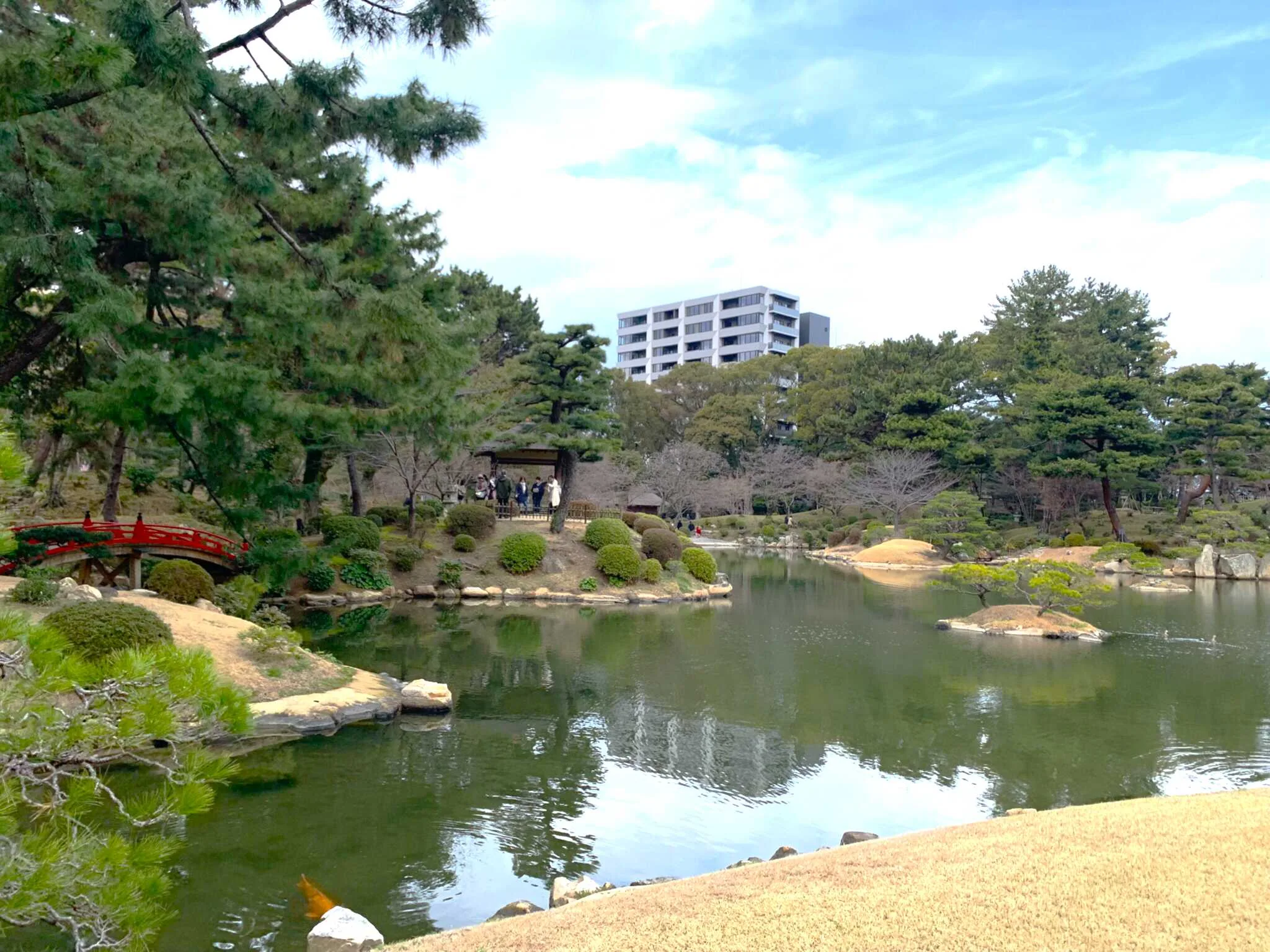 広島 縮景園・清風館付近からの濯纓池