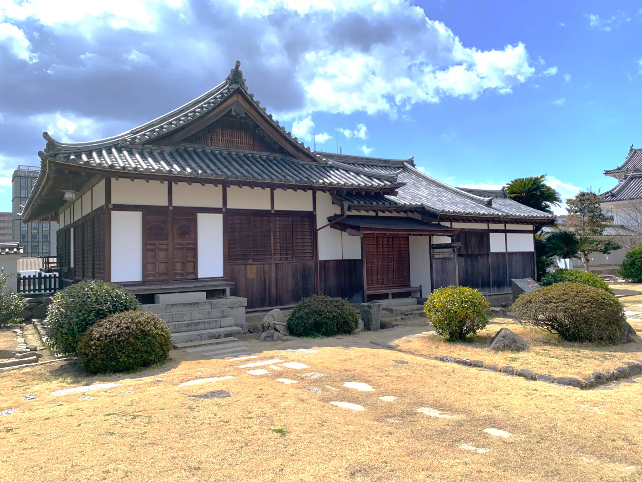 福山城 御湯殿(本丸から)