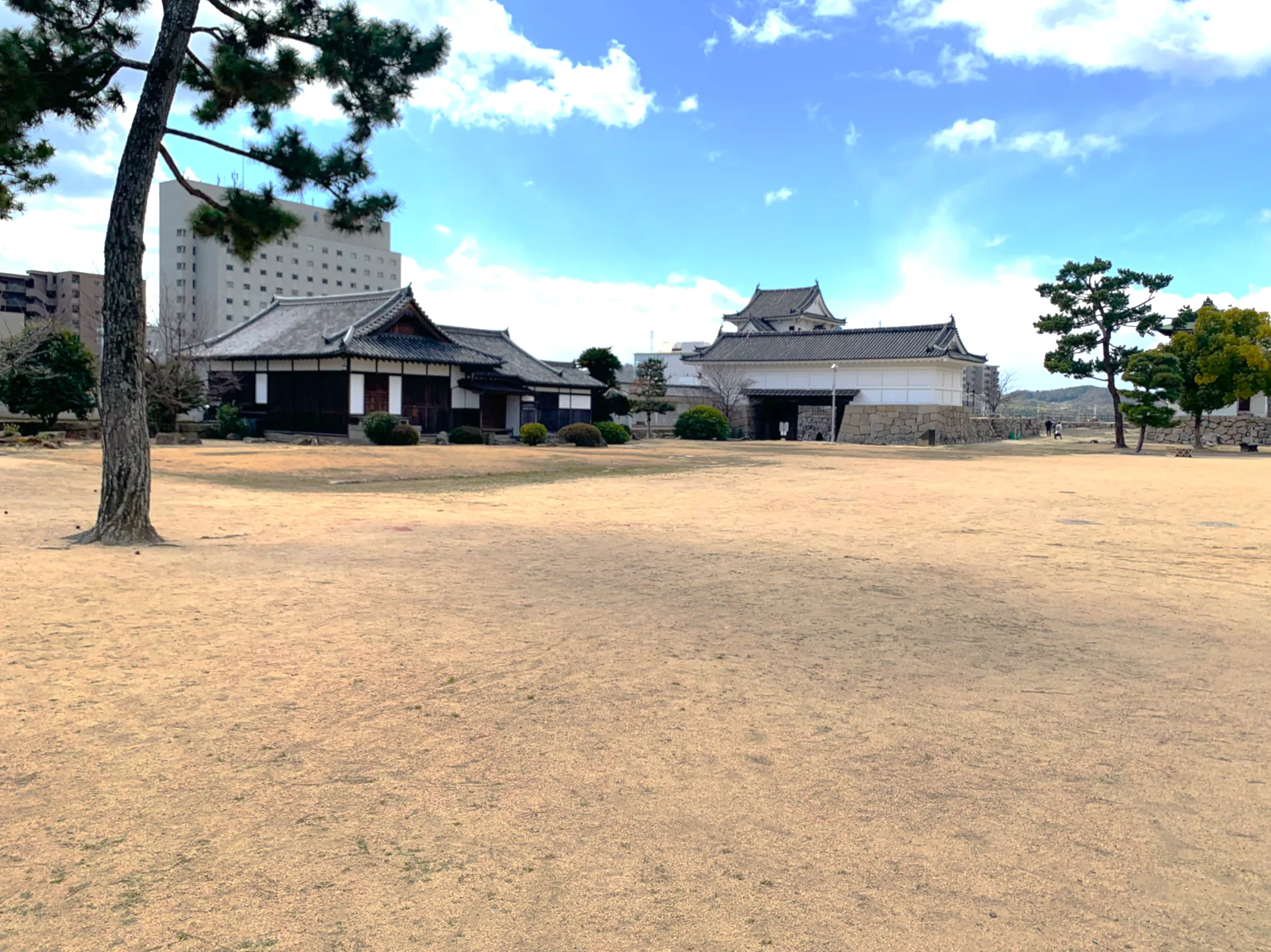 福山城 伏見御殿跡付近からの本丸