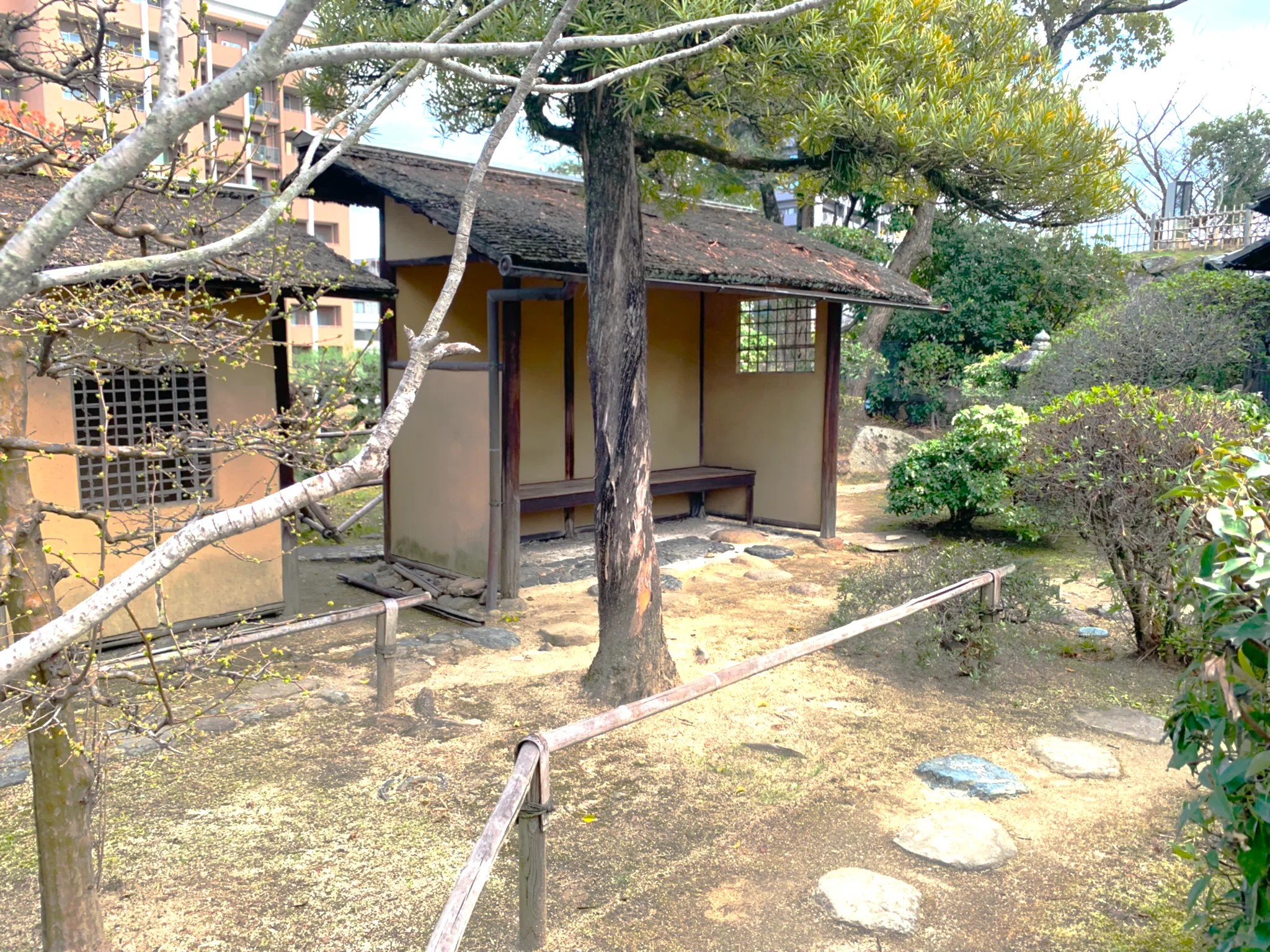 福山城 福寿会館内部の庭園