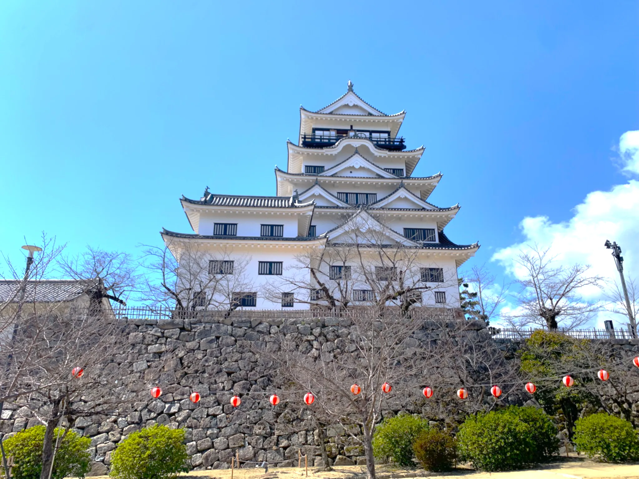 福山城 水野勝成之像付近からの天守(東面)