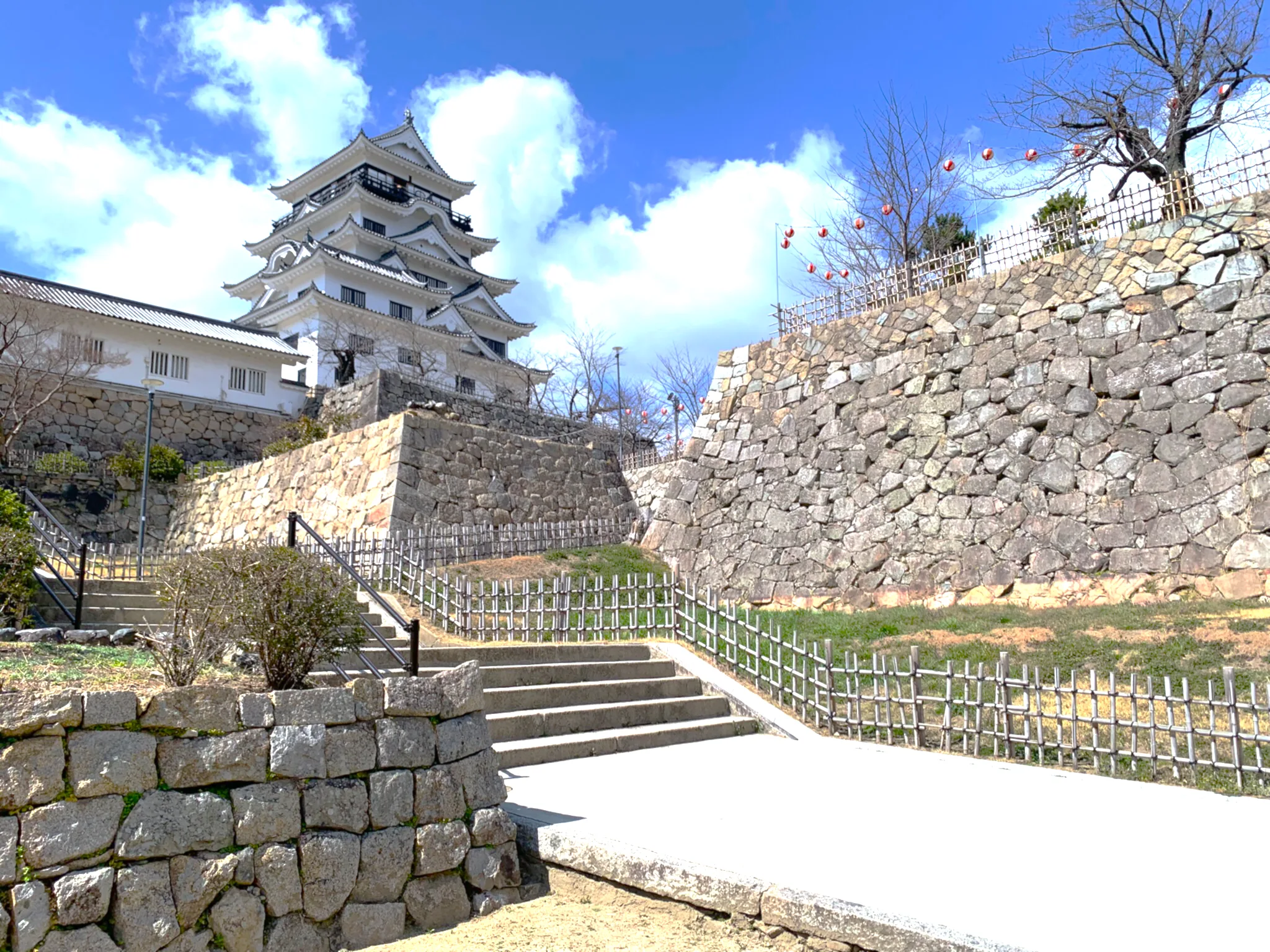 福山城 天守(南東(三の丸?):東坂三階櫓跡・東揚楯御門跡・鹿角菜櫓跡の東から)